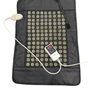 UTK Heated Pain Relief Mat - Black large !  21x31” up to 159 degrees